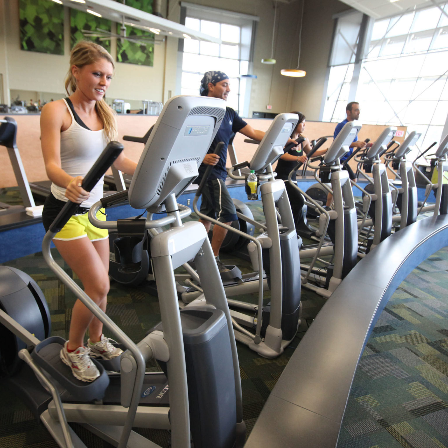 Hours Fitness Center Schoolcraft College