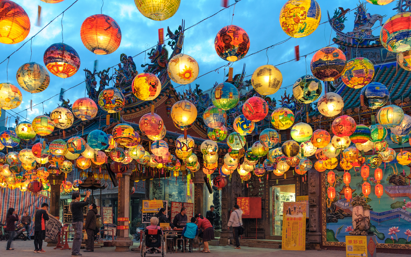 Celebrating the Lunar New Year – News – Schoolcraft College