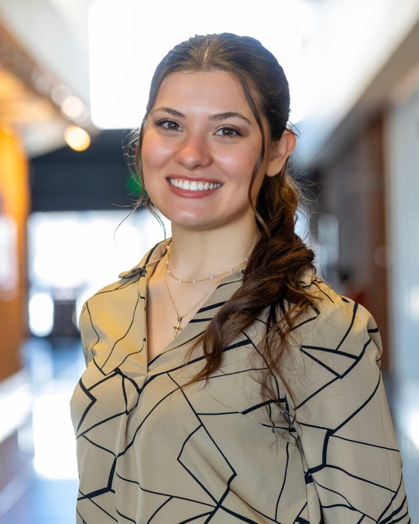 Sophia Mark's professional headshot